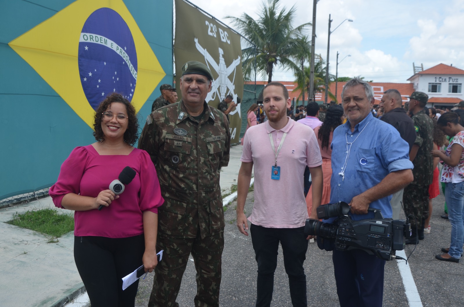 Comando da 10ª Região Militar Novos recrutas incorporam às fileiras